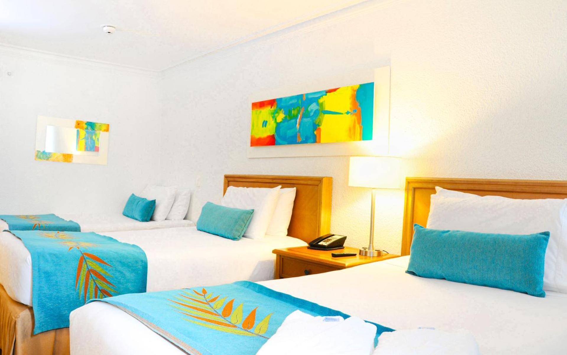 Hotel Almirante Cartagena Colombia Eksteriør billede A room at the hotel
